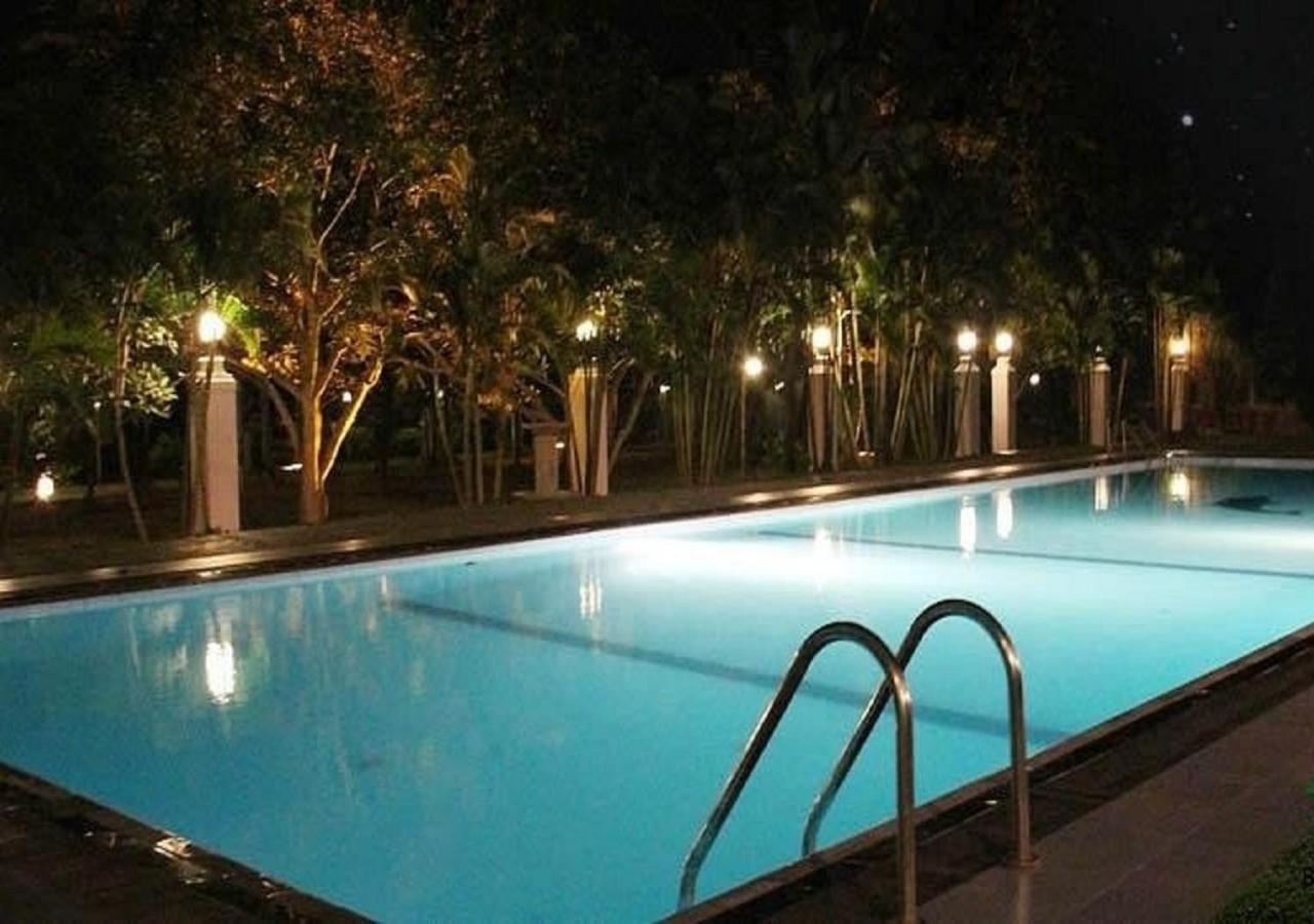 Dampe Resort Piliyandala Exteriér fotografie